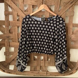 Nicole Miller New York Cropped Top Size Small